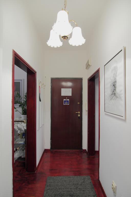 White Apartment Belgrade Extérieur photo