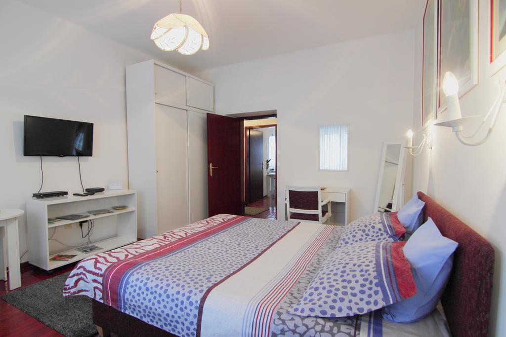 White Apartment Belgrade Extérieur photo