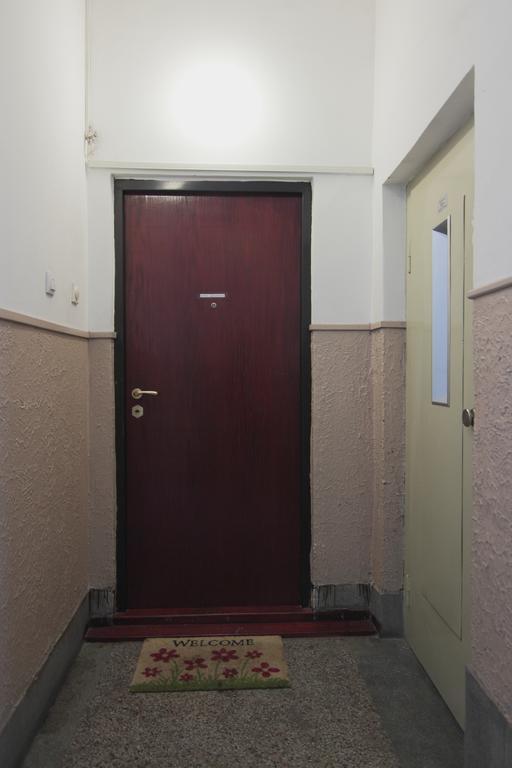 White Apartment Belgrade Extérieur photo